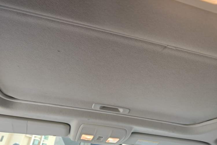 Used Mazda CX-5 2015 2.0L Automatic Two-Wheel Drive Urban Version Headliner