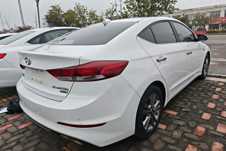 Used Hyundai Elantra (6th Generation / Lingdong) 2016 1.4T Dual-Clutch Xuan Dong · Dynamic Version Rear Right 45 Deg