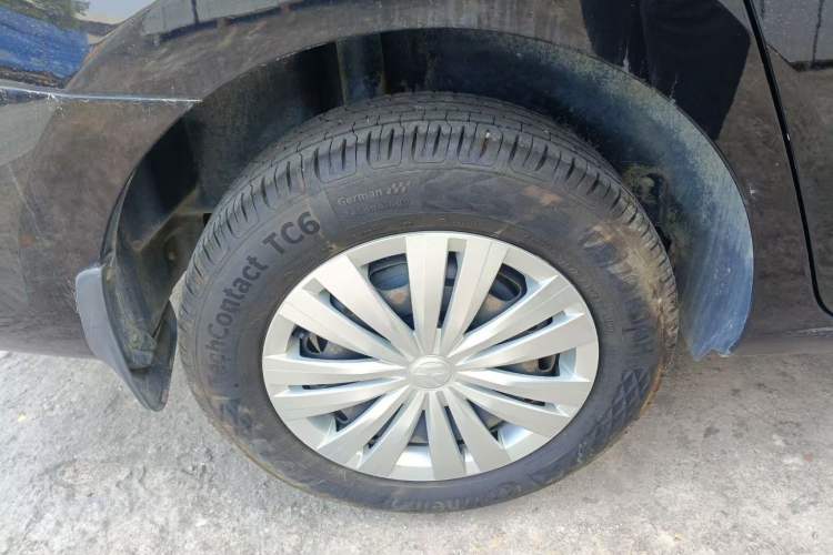 Used Volkswagen Santana 2016 1.6L Manual Fashion Edition