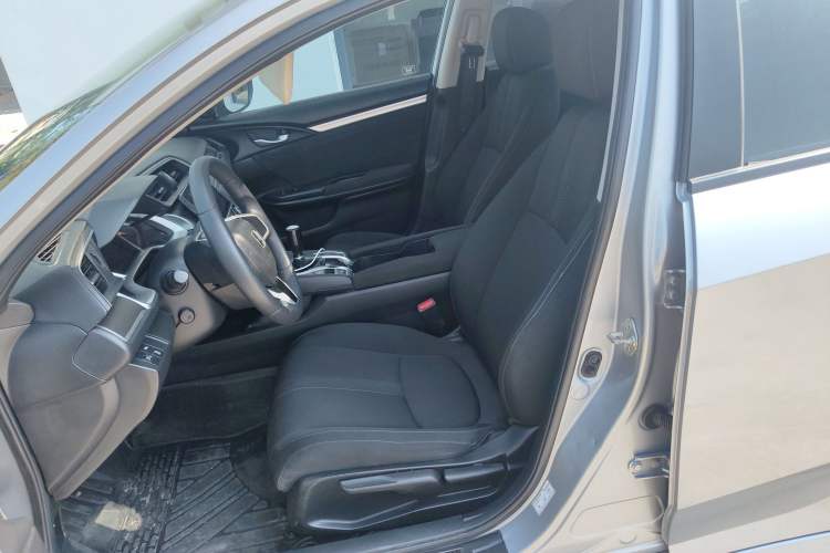 Used Honda Civic 2016 220TURBO Manual Luxury Edition