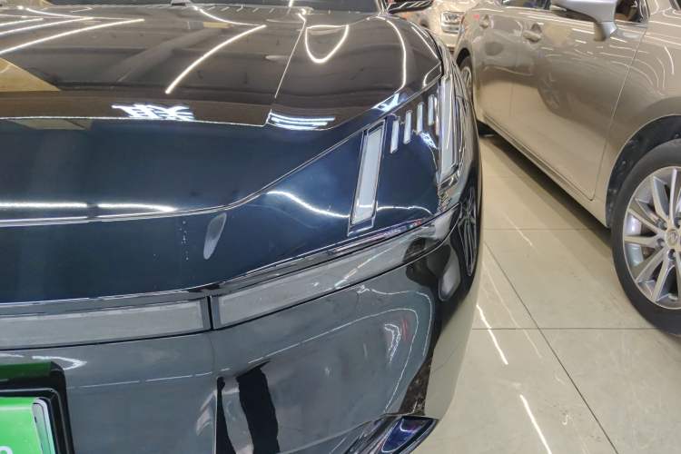 Used Lynk & Co Z10 2025 71 kWh 602 km Range Rear-Wheel Drive Pro