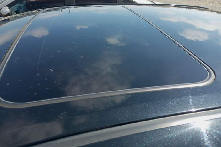 Used Toyota Camry 2016 2.0E 10th Anniversary Elite Edition
