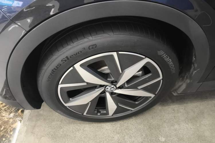 Used Volkswagen ID.4 CROZZ 2021 Long-Range Lite PRO Two-Wheel Drive Version Left Front Wheel Hub
