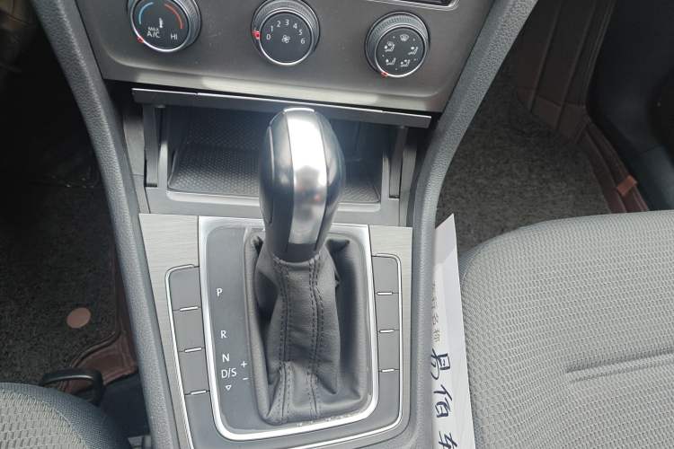 Used Volkswagen Golf 2016 1.6L Automatic Comfort Model
