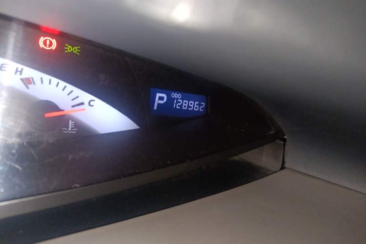 Used Toyota Previa 2006 2.4L 7-Seater Luxury Edition