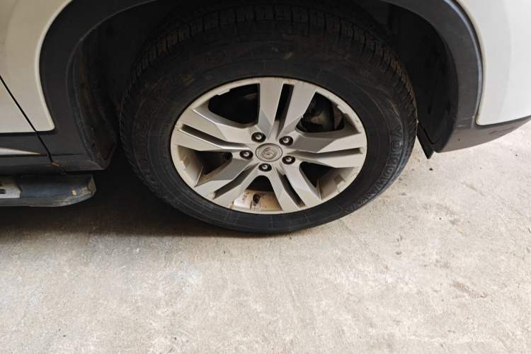 Used CHANGAN CS75 2016 1.8T Automatic Elite Model China V Standard Right Front Wheel Hub