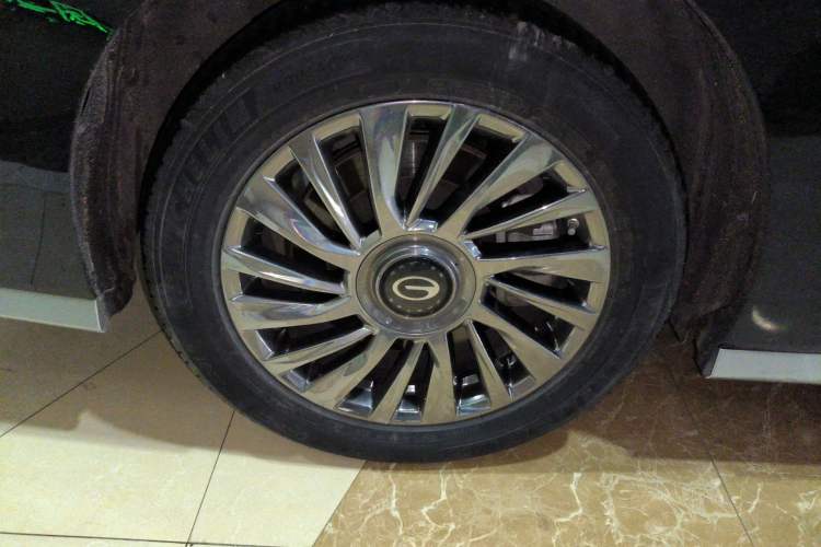 Used GAC Trumpchi M8 2023 Zongshi Series 400T Flagship Edition Right Rear Wheel Hub