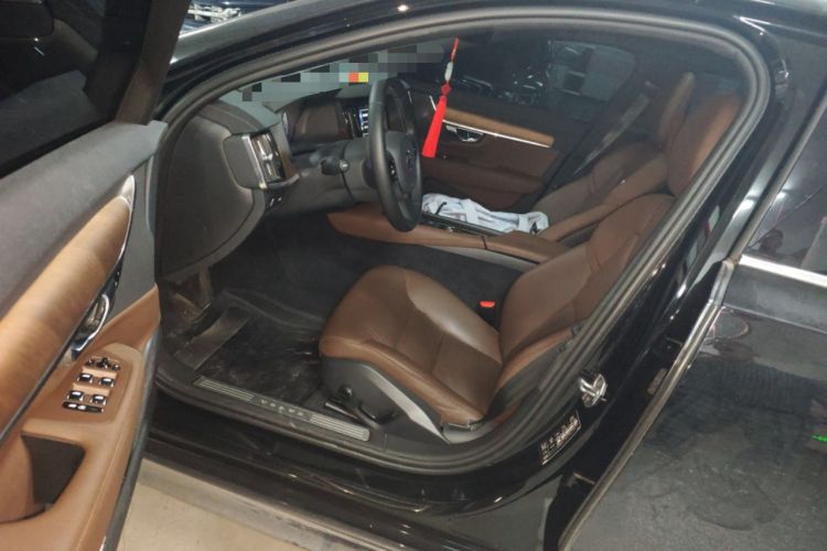 Used Volvo S90 2021 B5 Zhiyi Luxury Edition
