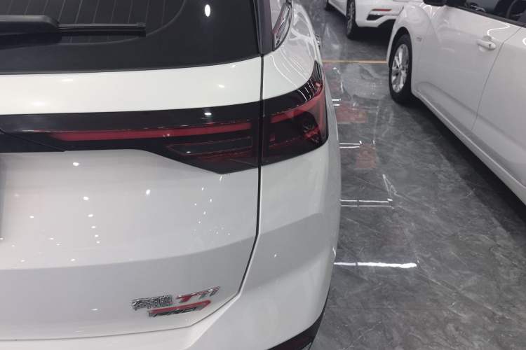 Used Bestune T77 2023 1.5T Automatic Luxury Model Right Rear Taillight