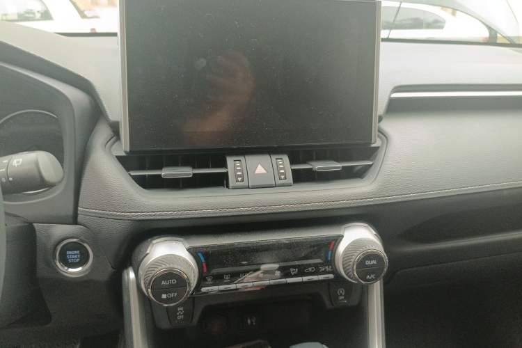 Used Toyota Wildlander 2022 2.0L CVT Two-Wheel Drive Luxury PLUS Edition
