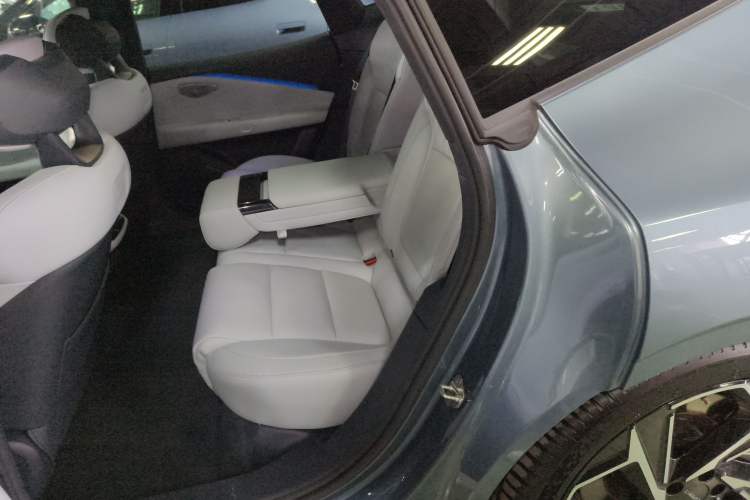 Used Lynk & Co Z10 2025 95 kWh 702 km All-Wheel Drive Intelligent Driving Ultra