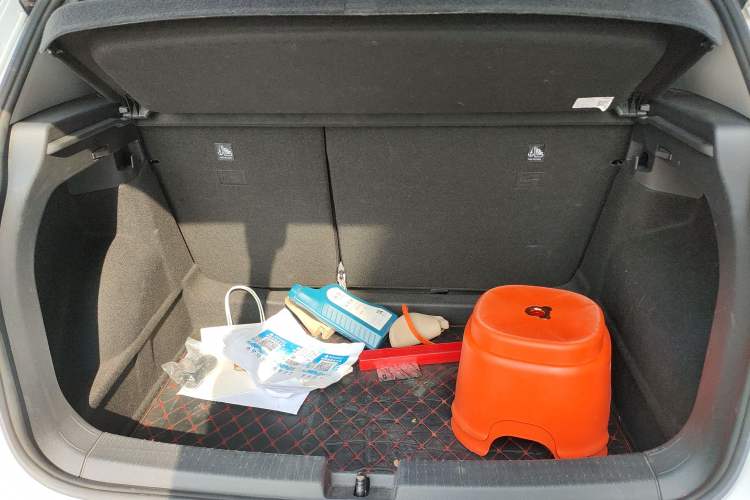 Used Volkswagen Tacqua 2021 1.5L Automatic Yue Zhi Lian Edition Trunk