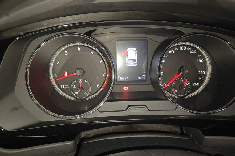 Used Volkswagen Tiguan L 2017 330TSI Automatic Two-Wheel Drive Flagship Edition Odometer Close Up