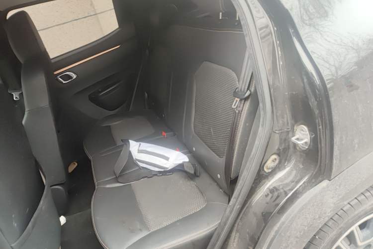 Used Dongfeng NAMMI BOX 2022 Chasing Wind Edition 331 km Standard Model