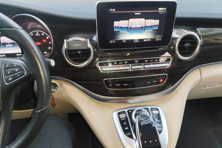 Used Mercedes-Benz V-Class 2018 V 260 Avantgarde Edition China V Audio And AC Panel