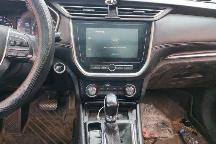 Used Roewe RX3 2018 1.6L CVT Internet Smart Edition