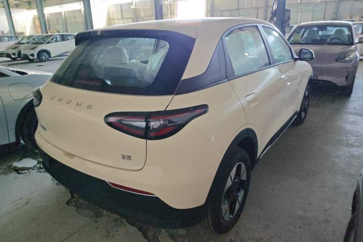Used Geely Galaxy Geome 2026 Model 310km Dream Edition Rear Right 45 Deg
