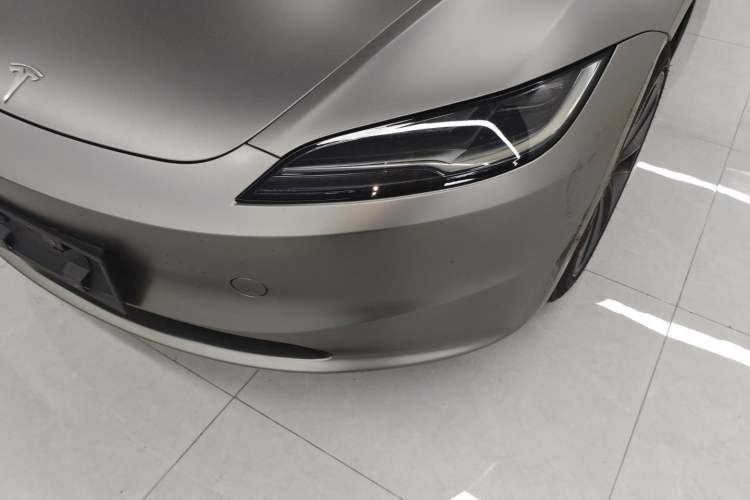 Used Tesla Model 3 2023 Rear-Wheel-Drive Version