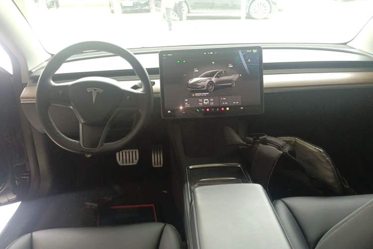 Used Tesla Model 3 2022 Performance High-Performance All-Wheel-Drive Version Center Console