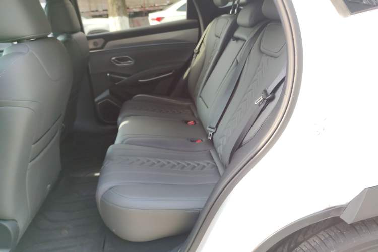 Used BYD Song L DM-i 2025 Intelligent Driving Version 160 km Beyond-Range Type