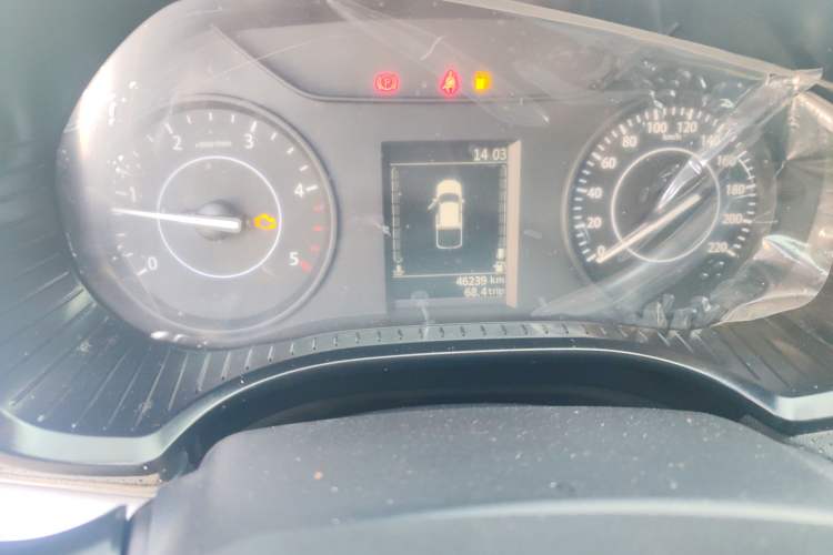 Used JMC Yuhu 7 2022 2.0T Manual Diesel Two-Wheel Drive Comfort Version Standard Wheelbase
