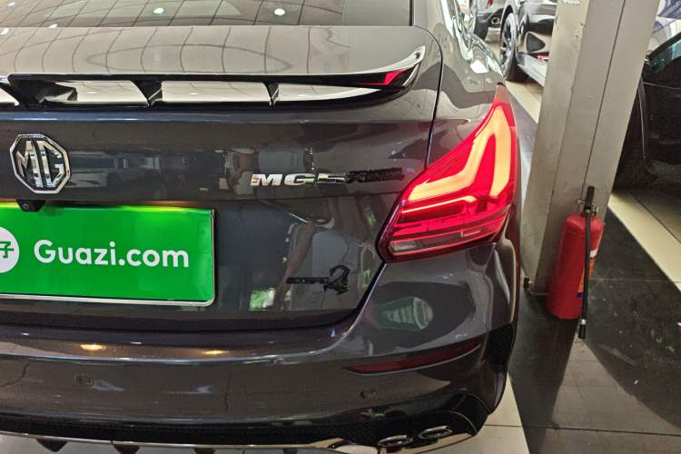 Used MG 5 Scorpio 2022 1.5T Trophy Sport Flagship Edition Exterior 3