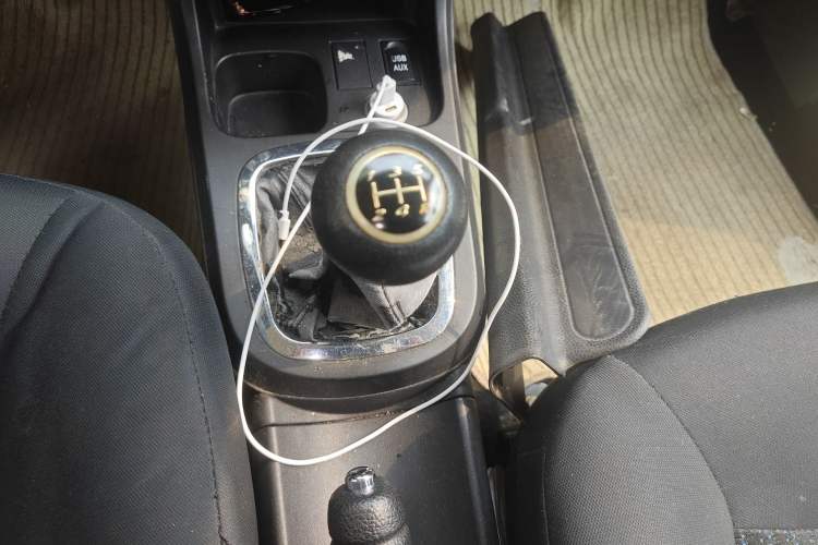 Used Lifan Auto 330 2014 1.3L Manual Comfort Version Gear Lever