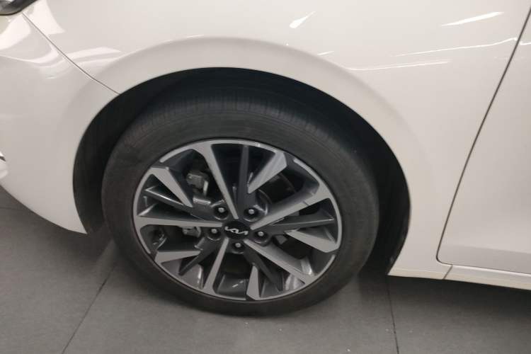 Used Kia K3 2021 Revised 1.5L CVT Fashion Edition Left Front Wheel Hub