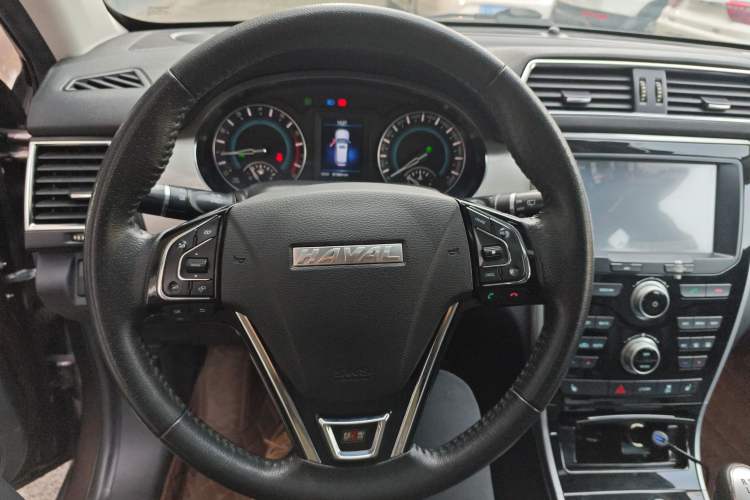 Used Haval H2 2016 Red-Label 1.5T Manual Two-Wheel Drive Luxury Model