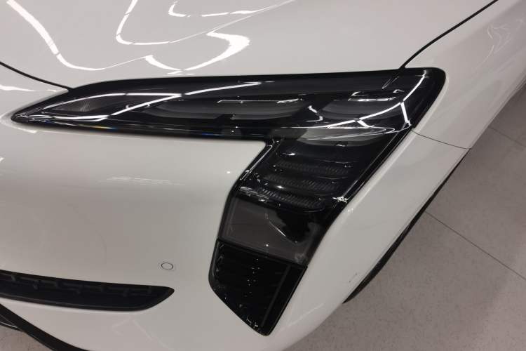 Used Hongqi EH7 2024 640 Pro+ All-Wheel Drive Left Front Headlight