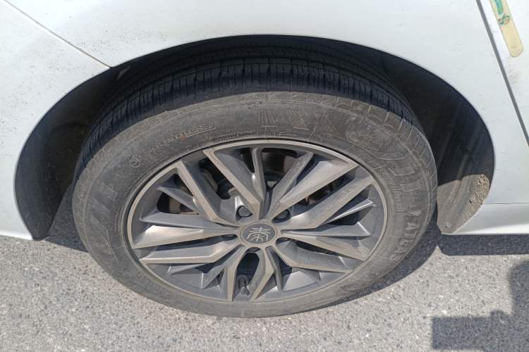 Used BYD Qin PLUS 2023 Champion Edition DM-i 120KM Beyond Model
