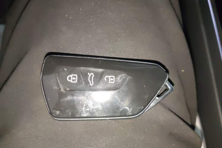 Used Volkswagen ID.6 CROZZ 2022 Long-Range PURE+ Edition