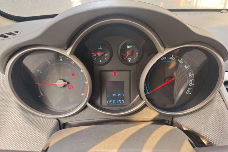 Used Chevrolet Cruze 2012 1.6L SE MT