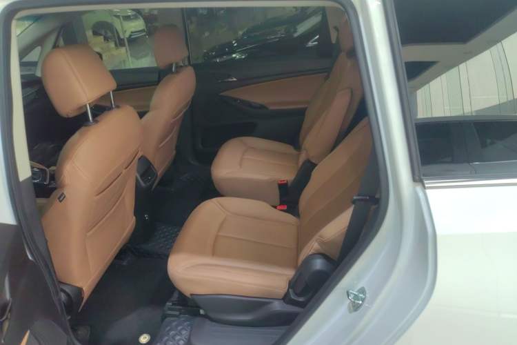 Used Buick GL6 2021 323T Mild Hybrid Connect Luxury Model
