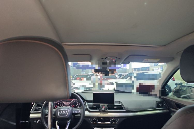 Used Audi Q5L 2018 40 TFSI Prestige Fashion Edition China VI Headliner