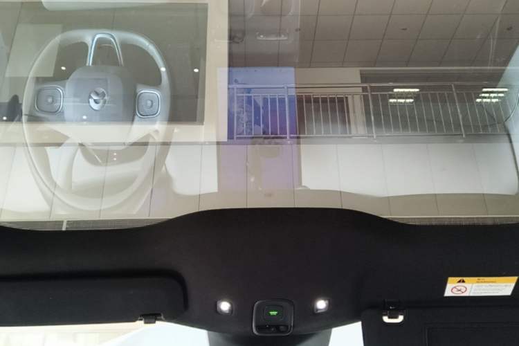 Used Nio ET5T 2023 75 kWh Touring Headliner