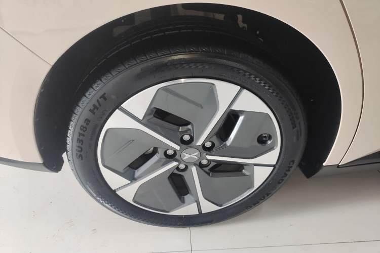 Used XPeng MONA M03 2024 620 with Ultra-Long Range