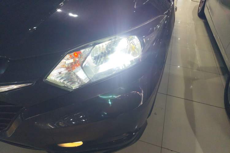 Used Honda Vezel 2017 1.5L CVT 2WD Comfort Model Left Front Headlight