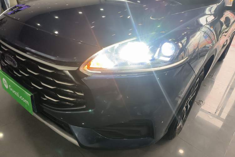 Used Ford Escape 2020 EcoBoost 245 Two-Wheel-Drive Comfort Edition Left Front Headlight