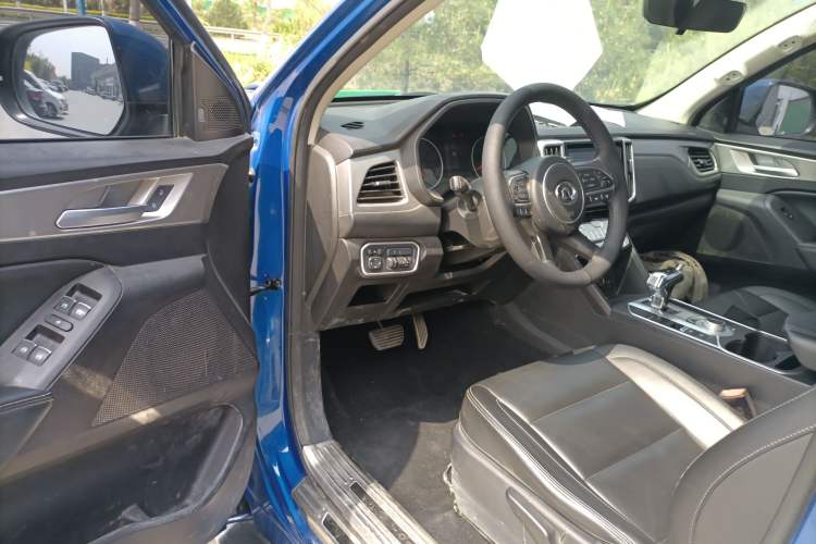 Used Great Wall Poer 2020 2.0T Commercial Version Automatic Diesel Two-Wheel Drive Elite Trim with Long Bed – GW4D20M Driver Seat