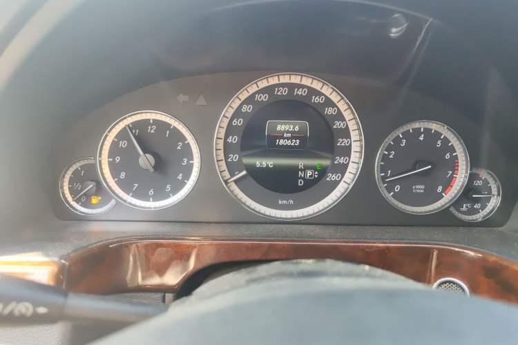 Used Mercedes-Benz E-Class 2013 E 260 L CGI Elegant Model Instrument Cluster