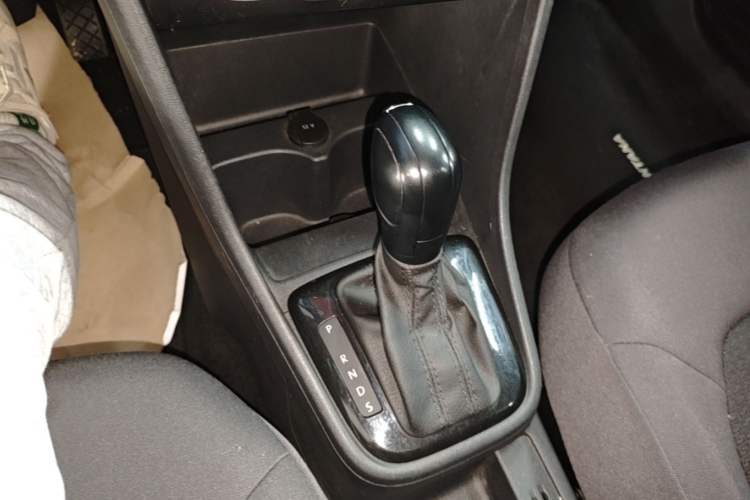 Used Volkswagen Santana 2015 1.6L Automatic Fashion Edition
