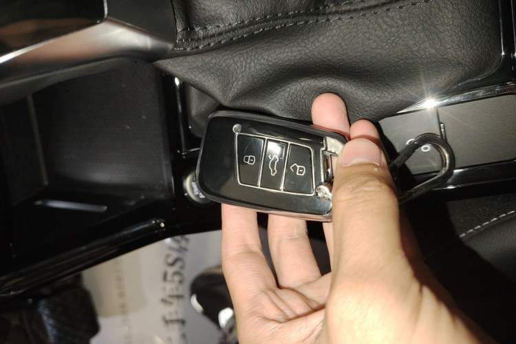 Used Volkswagen Passat 2023 Revised 330TSI Elite Edition Vehicle Key