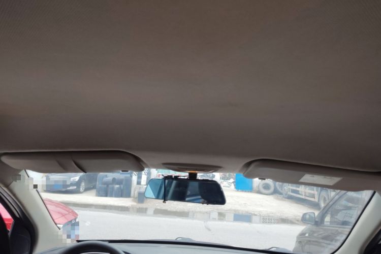 Used Baojun 730 2019 1.5L Manual Fashion Model 7-seater National V
