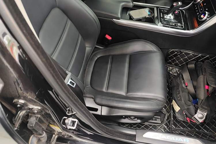 Used Jaguar XEL 2020 2.0T 200 PS S Advanced Elegance Edition
