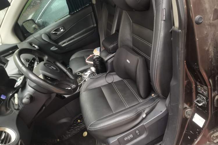 Used Renault Koleos 2014 2.5L 4x4 Comfort Edition Left Front Seat