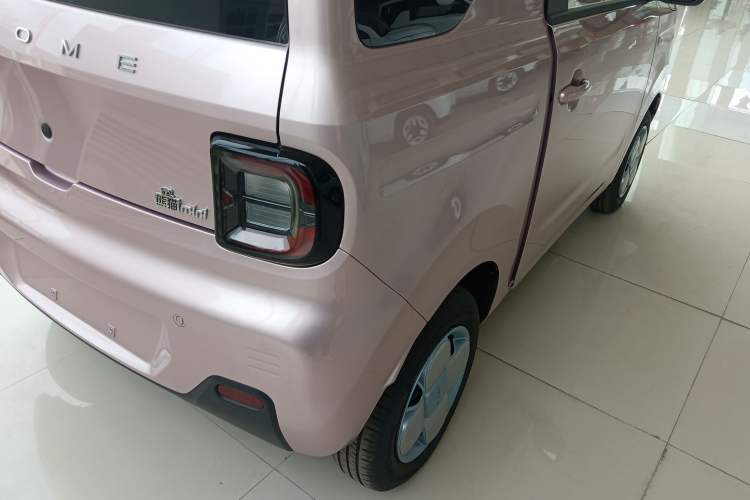 Used Geely Galaxy Panda 2024 Panda Mini 200km Endurance Bear