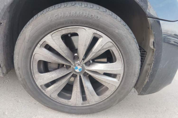 Used BMW 7 Series 2013 730Li Leading Model Right Front Wheel Hub