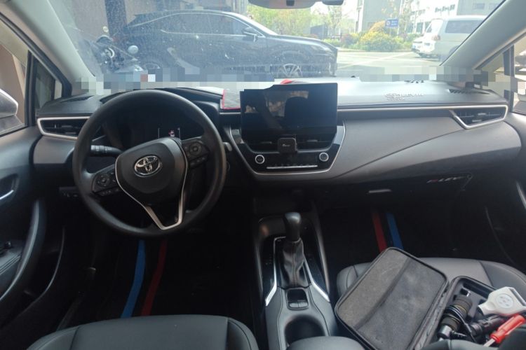 Used Toyota Levin 2023 Smart Electric Hybrid Dual-Engine 1.8L Leading Edition Center Console