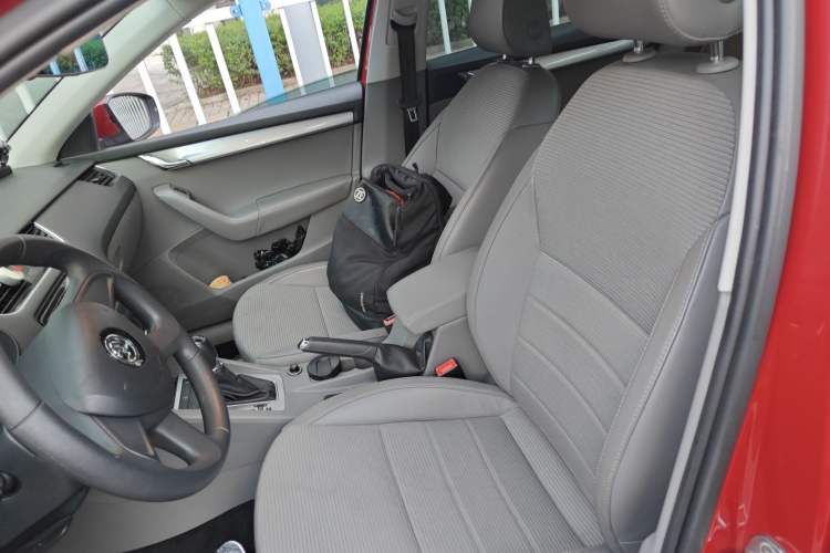 Used Skoda Octavia 2015 1.6L Automatic Yijie Edition